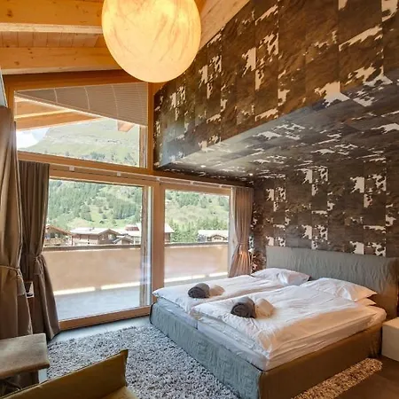 High 7 Penthouse, - Sleeps 8 Zermatt